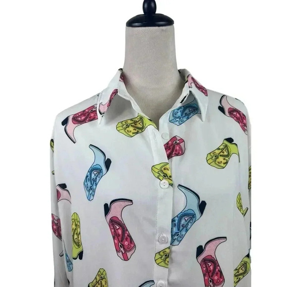 Blue B Collection Cowboy Boot Print Button Down Shirt Size Medium - Picture 3 of 12